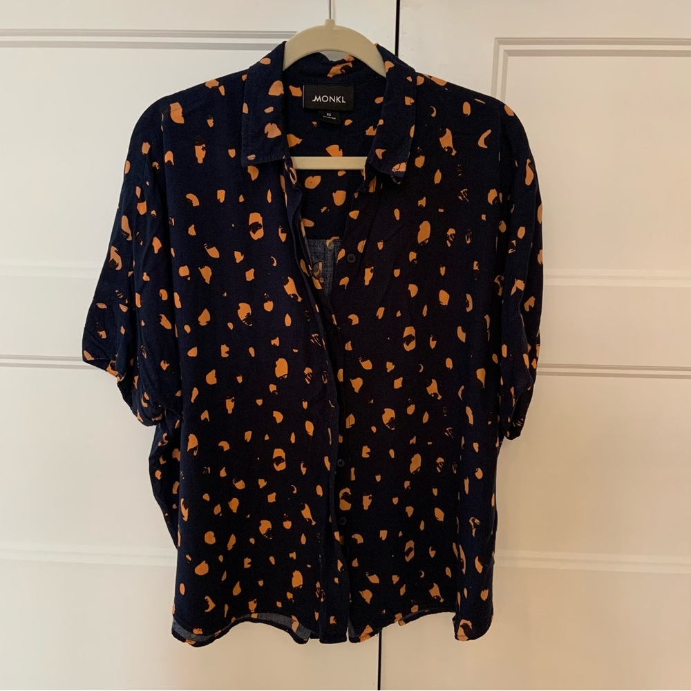 Oversized Spotty Blouse - Monki XS